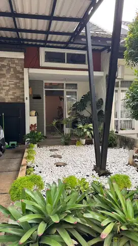 Jual Take Over Rumah Nyaman di Spring Garden Residence Bekasi Kota