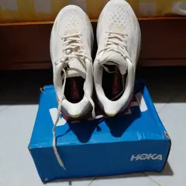 Sepatu Olah Raga Hoka