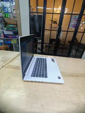REDY LENOVO ADIYAPE 320 
PROSESOR AMD A9
KEYBOARD NORMAL 
SEPIKER