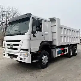 Dump Truk Spek Tambang Mining Truck dari Sinotruk HOWO 6x4 dan 8x4