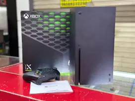 XBOX SERIES X 1TB SSD

Kelengkapan fullset, 1 stik bawaan
Mesin