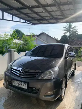 Innova diesel 2009