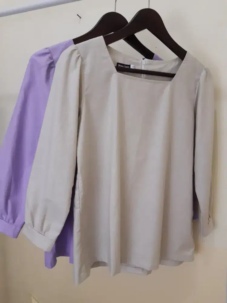 Atasan / blouse wanita