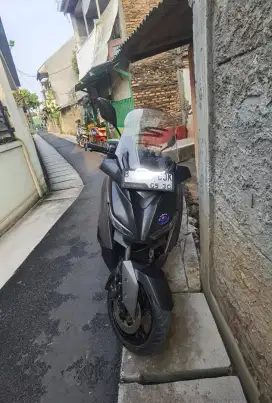 Xmax 250 2018 (Nego halus)