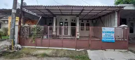 Rumah Jl Menjangan Jababeka Cikarang Baru Luas 120 m2 Rp 25Jt/Th 3 KT