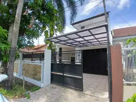 Disewakan / Dijual Rumah Terawat Lokasi Strategis Pusat Kuliner BJB