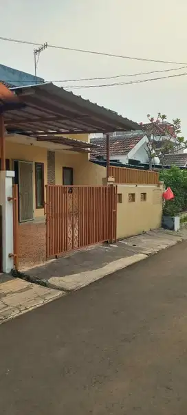 MURAH RUMAH BARU RENOVASI DI GRIYA LOKA SEKTOR 1.2 BSD  TANGERANG