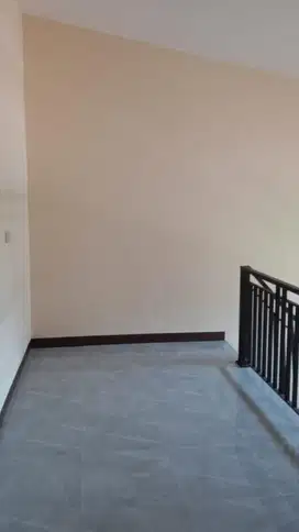 Dijual rumah di harapan indah
