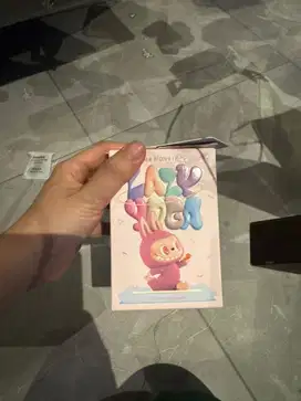 Labubu figure - lazy yoga