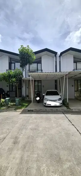 Disewakan Rumah Lokasi Strategis Lippo Karawaci