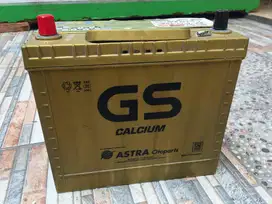 Aki Mobil GS Astra 65B24R - 12V 55Ah Bekas Masih Garansi Shop&Drive