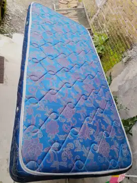 Springbed bekas