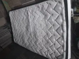 Springbed bekas