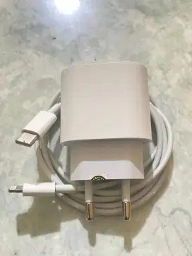 Charger Iphone 20wat Fastcharging Original