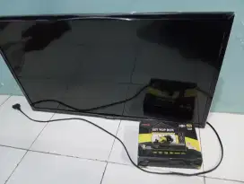 TV PHILIPS LED 32 LENGKAP STB, ANTENA, REMOT