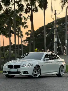 BMW F10 520i LCI Luxury Full Mods Sunroof 2015