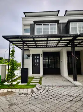 DISEWAKAN RUMAH CHELSEA WISATA BUKIT MAS 3KT SEMI FURNISH WIYUNG BARU