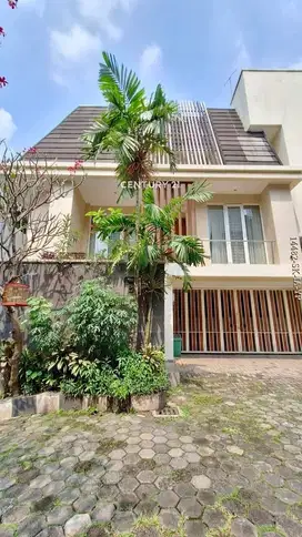 Dijual Rumah Siap Huni Aman Dan Nyaman Di Town House Area Kemang