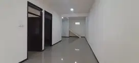Rumah Minimalis Baru Siap Huni Taman Holis Indah