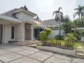 Rumah Mewah Di Kawasan Elite Menteng, Jakarta Pusat