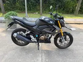 Jual Motor Honda CB 150 R tahun 2022 Very Low KM