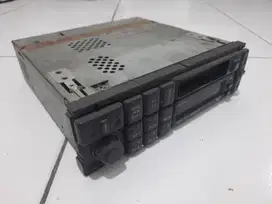 Radio/Stereo Cassette Player PRC7618 untuk Range Rover Classic/P38