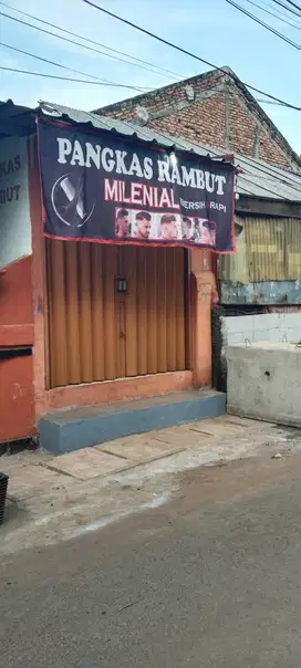 BUTUH CEPAT TUKANG CUKUR BERPENGALAMAN