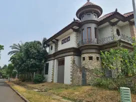 Rumah mewah bebas banjir dekat tol bebas banjir  Puspita loka BSD