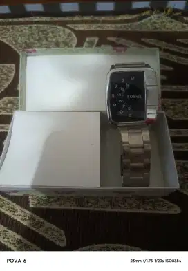 Jam Fossil kotak