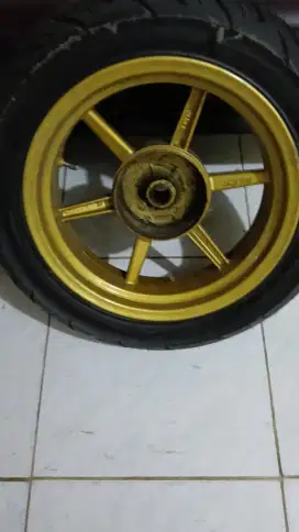 Dijual Velg Rossi Aerox + Ban FDR Sport XR