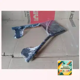 Breket Box Motor Scoopy Genio dan Beat