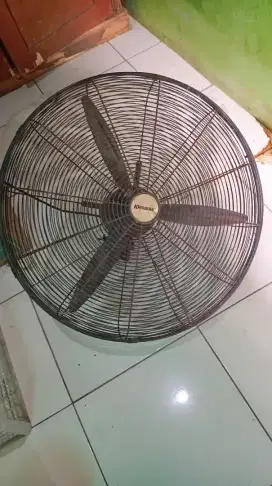 Kipas angin wall fan 26