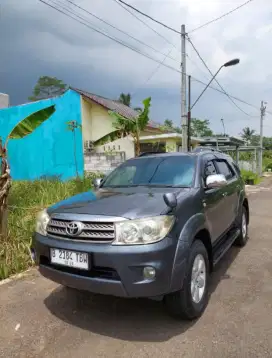 Fortuner diesel metik gress. Siap pakai. No pr