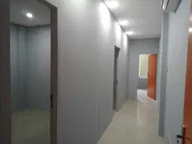 Di sewakan Ruko 4 lantai pejaten