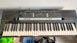 Dijual cepat keyboard Yamaha e243