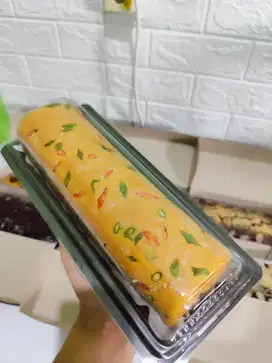 Bolu gulung abon