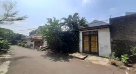Dijual Rumah Di Komplek Alvita Ciputat
