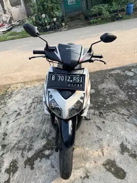 Vario 2014 putih