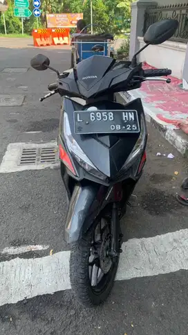 Sepeda Motor Vario 125 eSP Tahun 2015
