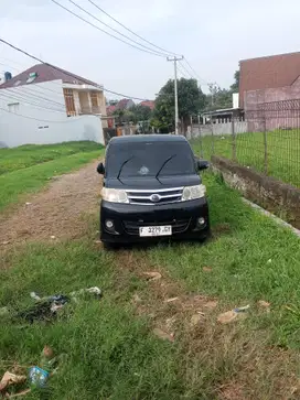 Daihatsu Luxio 2010 Bensin