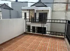 Rumah gaya Bali modern promo DP 0 di perbatasan Cibubur Jakarta timur