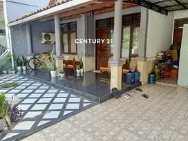 Rumah Bagus Full Furnish Di Tropikana Residen Jababeka