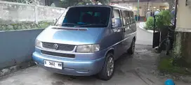 vw caravel siap2 jalan2 bersama keluarga tersayang
