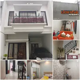 Rumah 2,5 lantai di townhouse clownfish residence jagakarsa jaksel