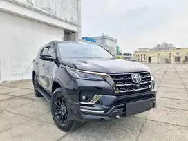 [KM 30 RIBUAN]TOYOTA FORTUNER VRZ GR 2.8 HITAM AT 2022 GRESS 2023