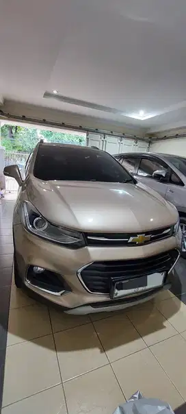 DIJUAL CHEVROLET TRAX TURBO PREMIER 2019