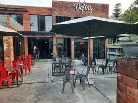 Disewakan Tempat Usaha Ex Cafe di Kavling DPR Termurah di Sidoarjo