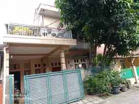 DIJUAL BU - RUMAH BAGUS LOKASI STRATEGIS DI DEPOK TIMUR