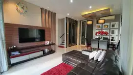 RUMAH THE MANSION PAKUWON INDAH FULL FURNISHED dekat clubhouse, mall,