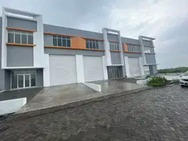 Gudang GEM City Gresik 2 unit jejer.